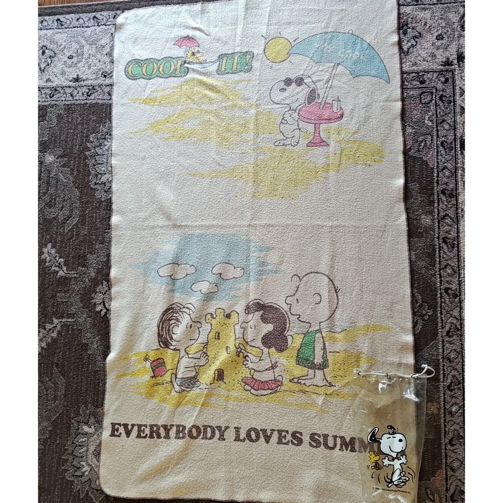 Chatham Peanuts Blanket 72x42 Cream Everybody Loves Summer Snoopy‎ Vintage